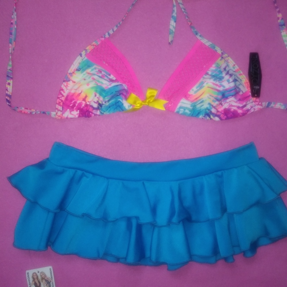 New bikini top n skirt n top bundle